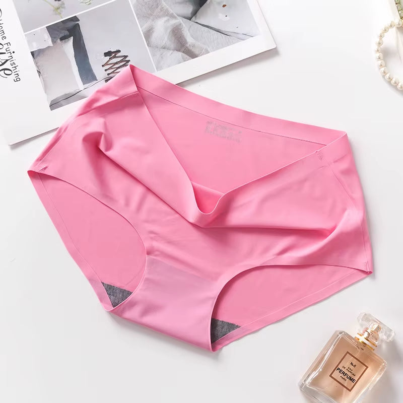 New Ladies Ice Silk Seamless Panties Women'S One-Piece Panties Breathable Mid-Waist Sexy Panties Briefs plus Size Panties